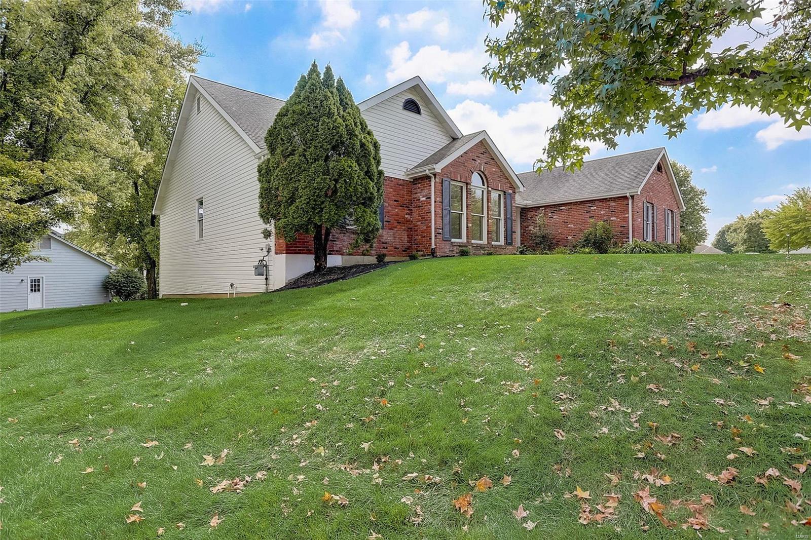 10 Stable Ridge St. Charles, MO 63301 - Photo 45 of 48 Gallery Image 45