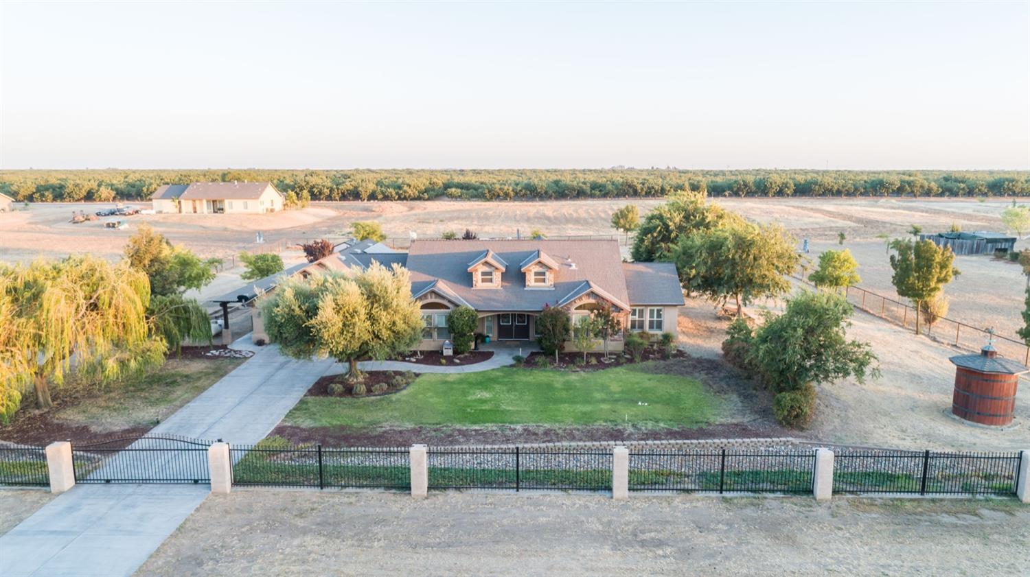 28864 Rancho Avenue Madera, CA 93638 - Photo 4 of 51
