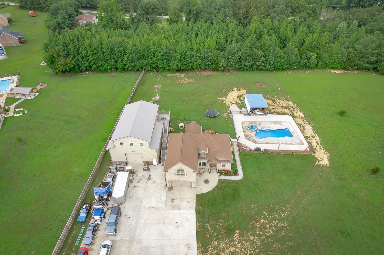 1065 Randy Road Ashland City, TN 37015 - Photo 5 of 38 Gallery Image 5
