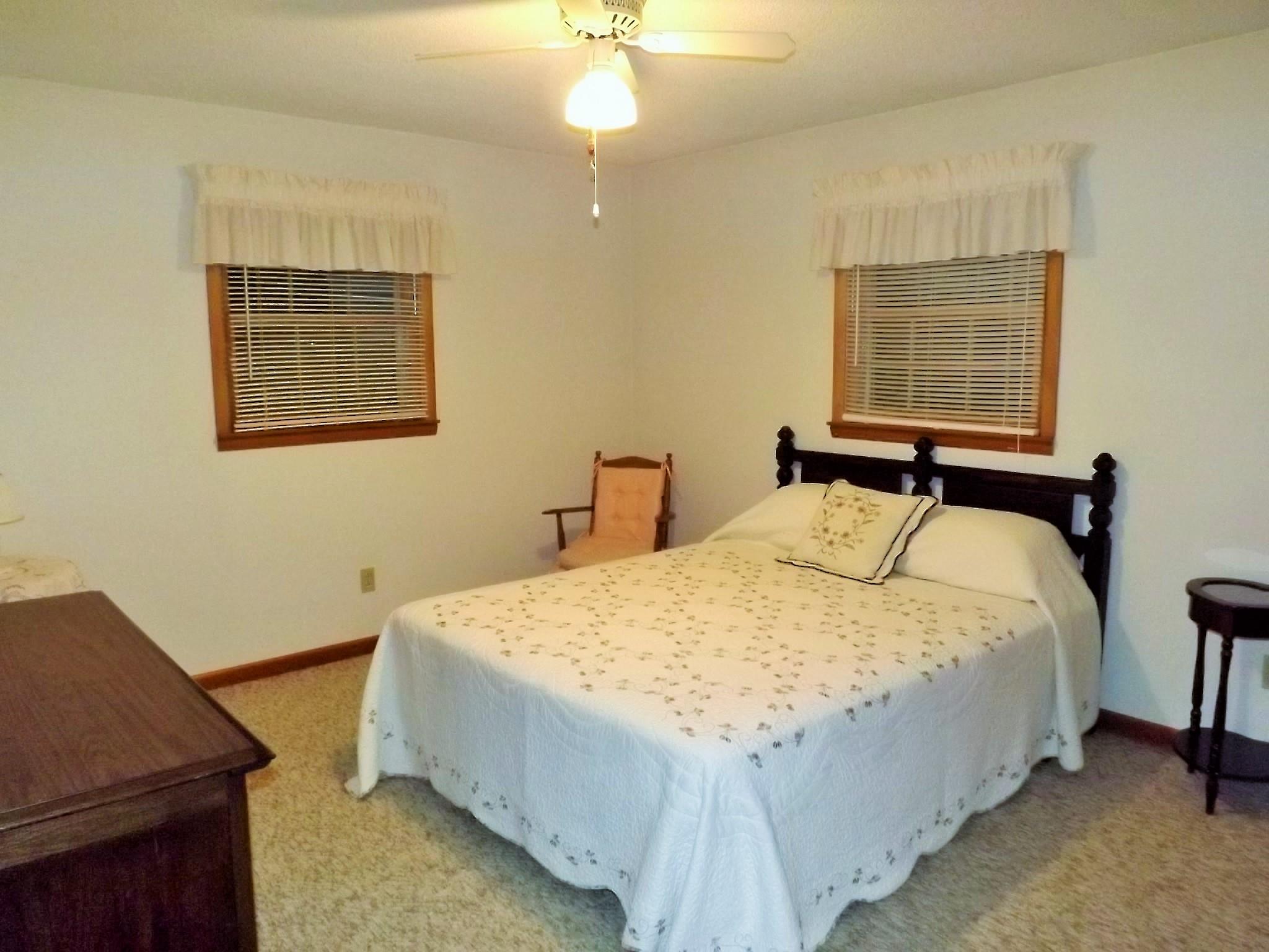 154 Hodge Road Manchester, TN 37355 - Photo 16 of 20 a bedroom with a bed and a dresser