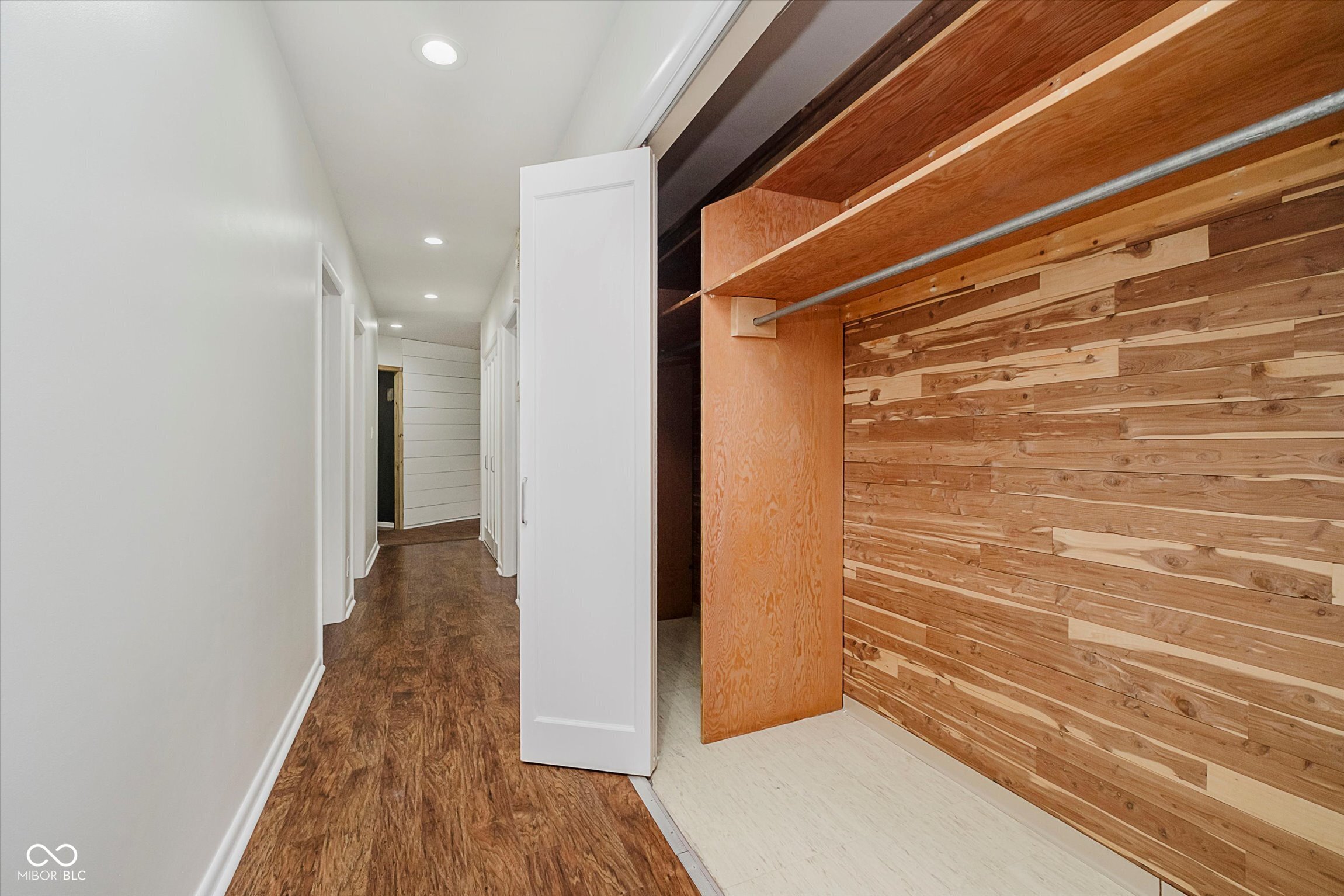 701 Hawthorn Road New Castle, IN 47362 - Photo 23 of 32