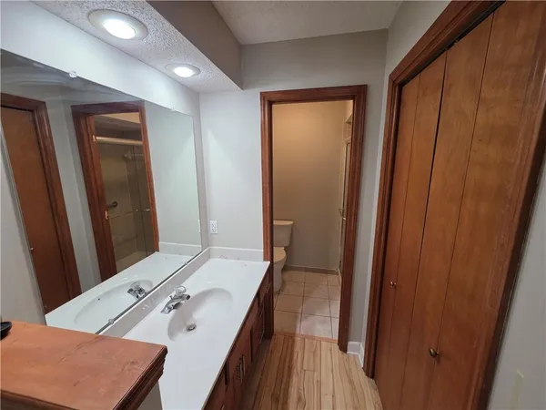 $675,000 | 201 East 177th Street, Belton, MO 64012