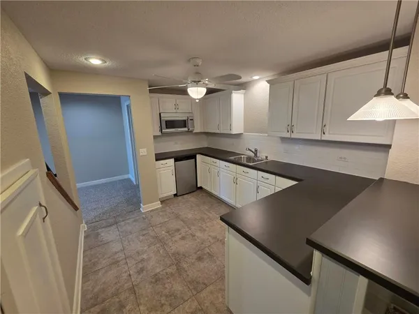 $675,000 | 201 East 177th Street, Belton, MO 64012