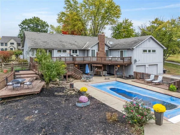 $675,000 | 201 East 177th Street, Belton, MO 64012