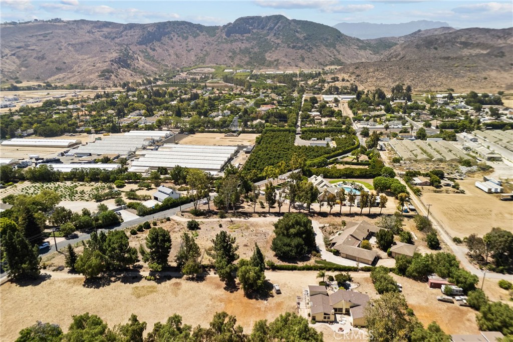 2425 Duval Road Camarillo, CA 93012 - Photo 37 of 45
