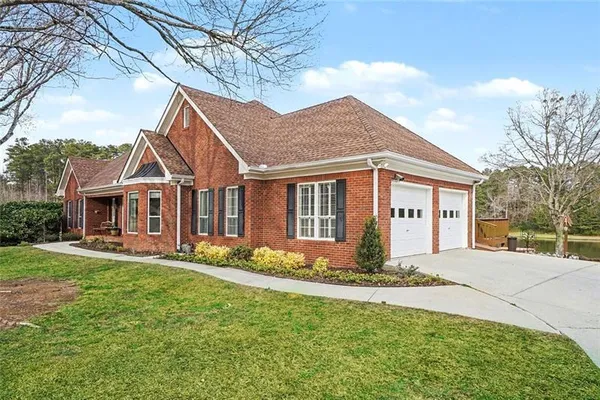 $620,000 | 2741 Bonds Lake Road Northwest, Conyers, GA 30012