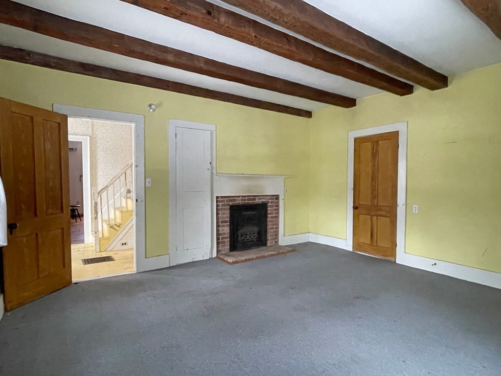 555 River Road Deerfield, MA 01342 - Photo 15 of 42 Gallery Image 15