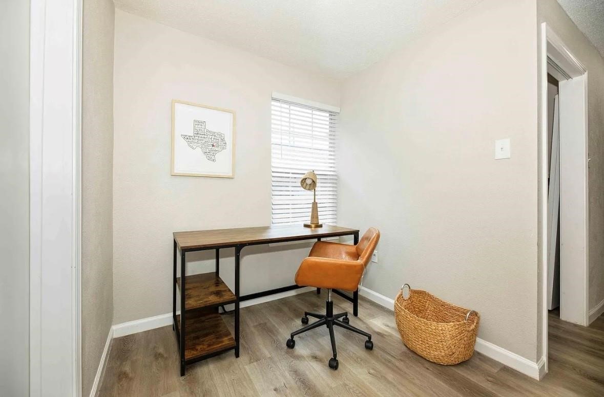 1407 East 35th Street Houston, TX 77022 - Photo 5 of 25