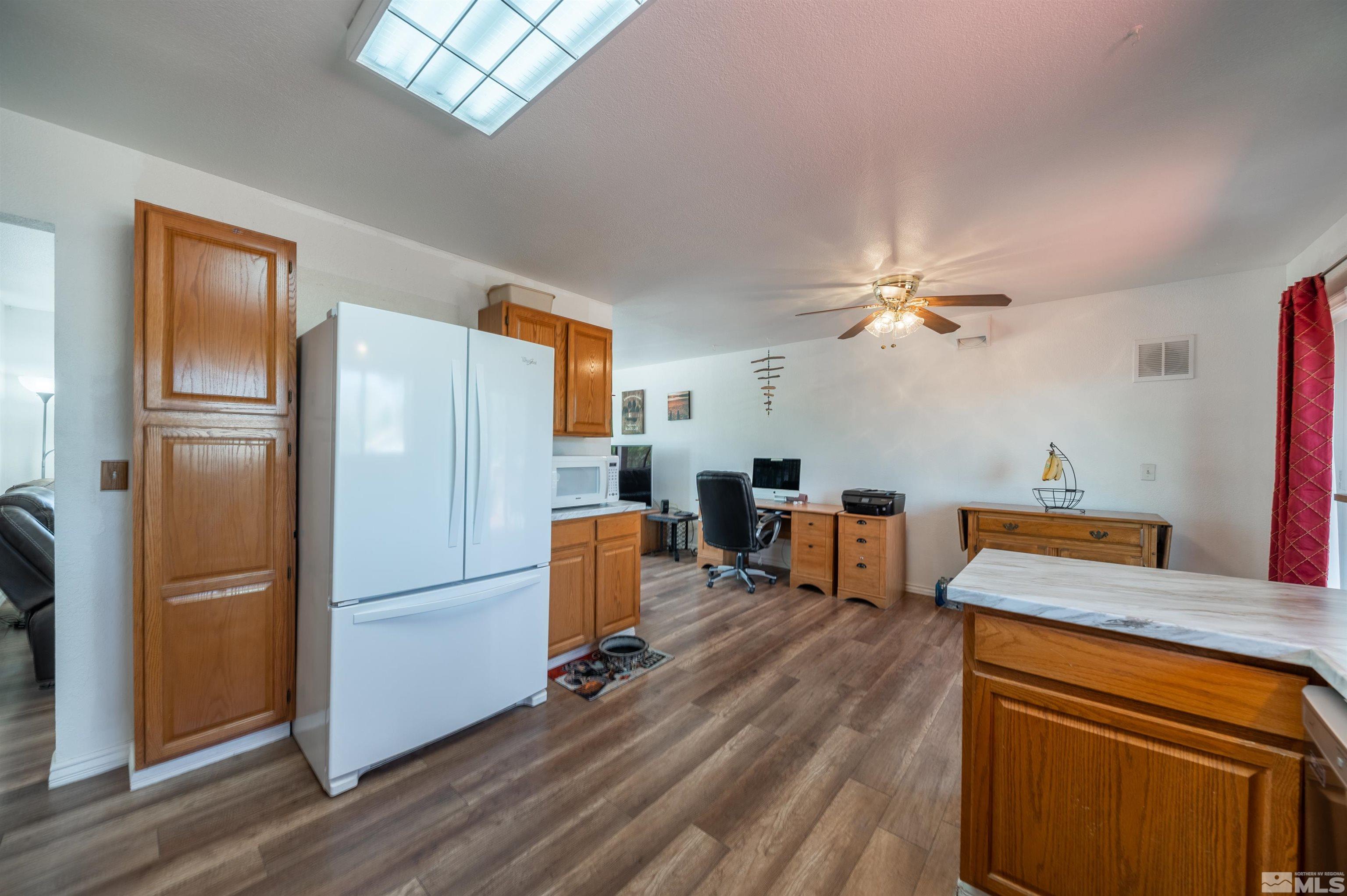 15435 Sylvester Road Reno, NV 89521 - Photo 7 of 37 Photo 7