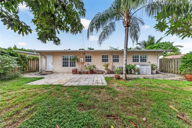 $525,000 | 1412 Northeast 14th Place, Fort Lauderdale, FL 33304