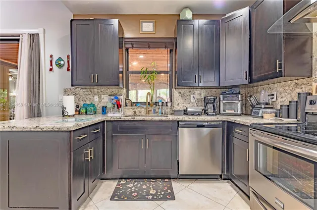 $490,000 | 8097 Royal Palm Circle, Tamarac, FL 33321