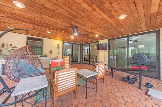 $490,000 | 8097 Royal Palm Circle, Tamarac, FL 33321