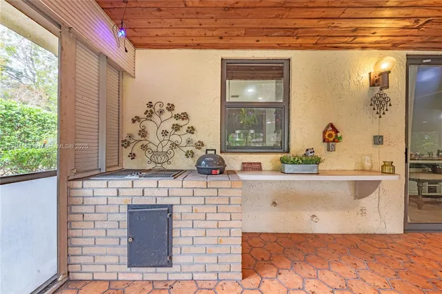 $490,000 | 8097 Royal Palm Circle, Tamarac, FL 33321