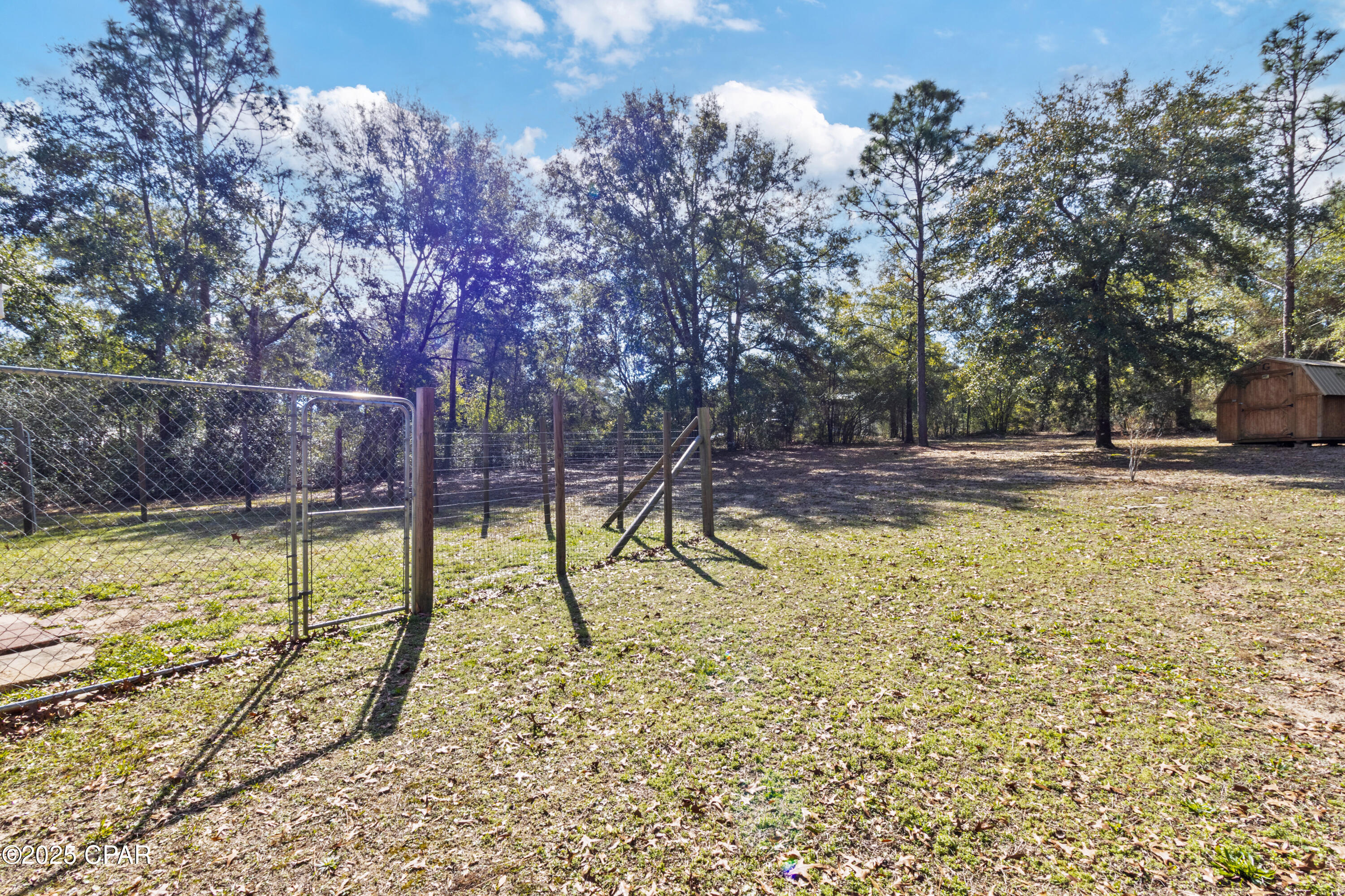 450 Roberts Drive DeFuniak Springs, FL 32433 - Photo 25 of 28