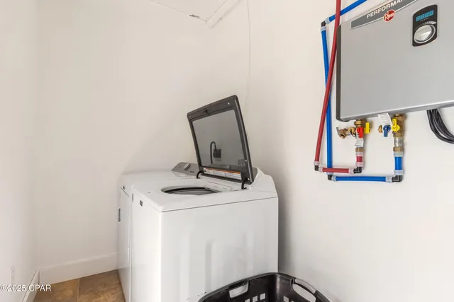 $267,900 | 450 Roberts Drive, DeFuniak Springs, FL 32433