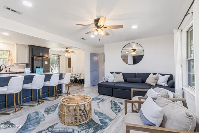 $267,900 | 450 Roberts Drive, DeFuniak Springs, FL 32433