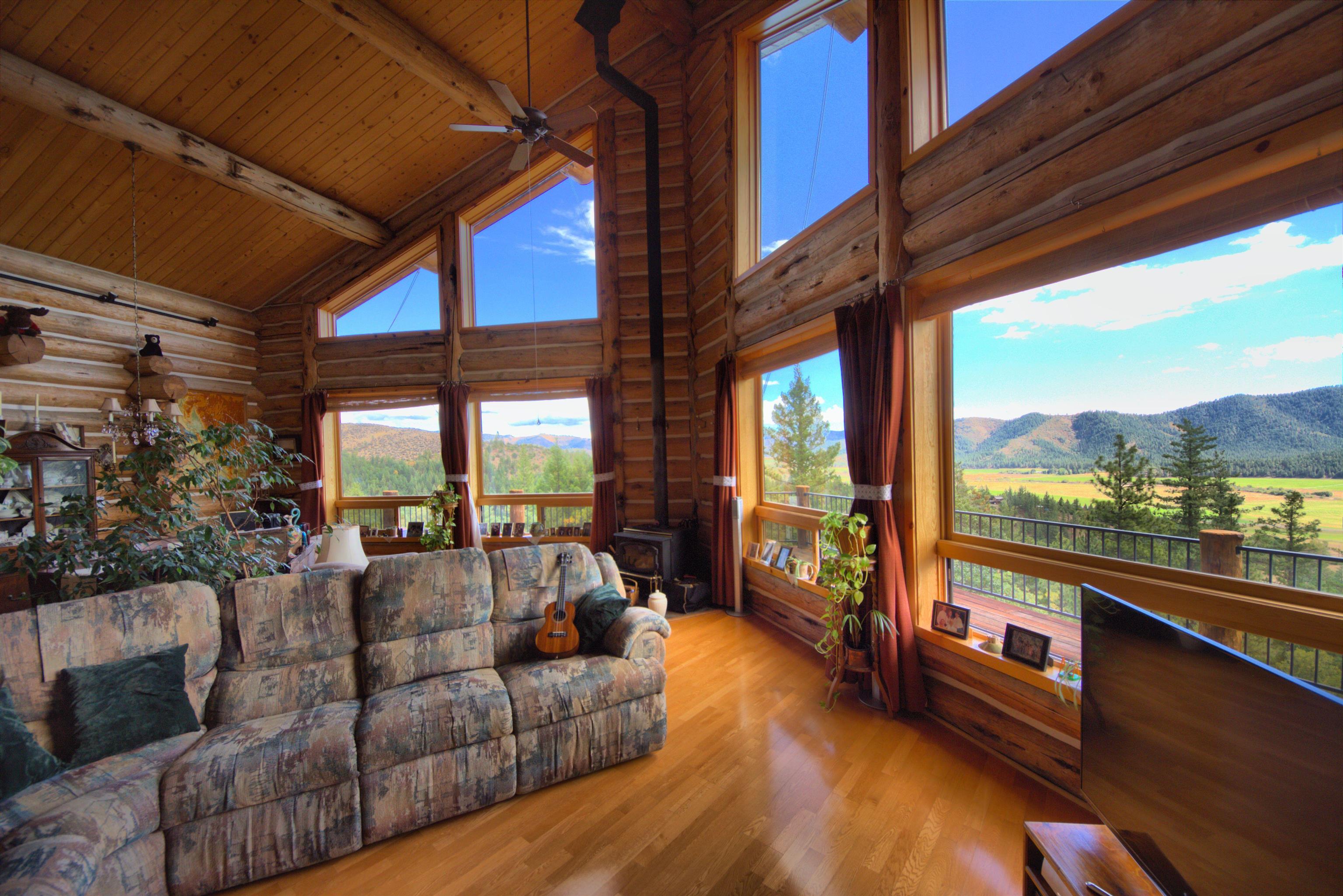 13705 Patterson Creek Road Fort Jones, CA 96032 - Photo 12 of 45 Gallery Image 12