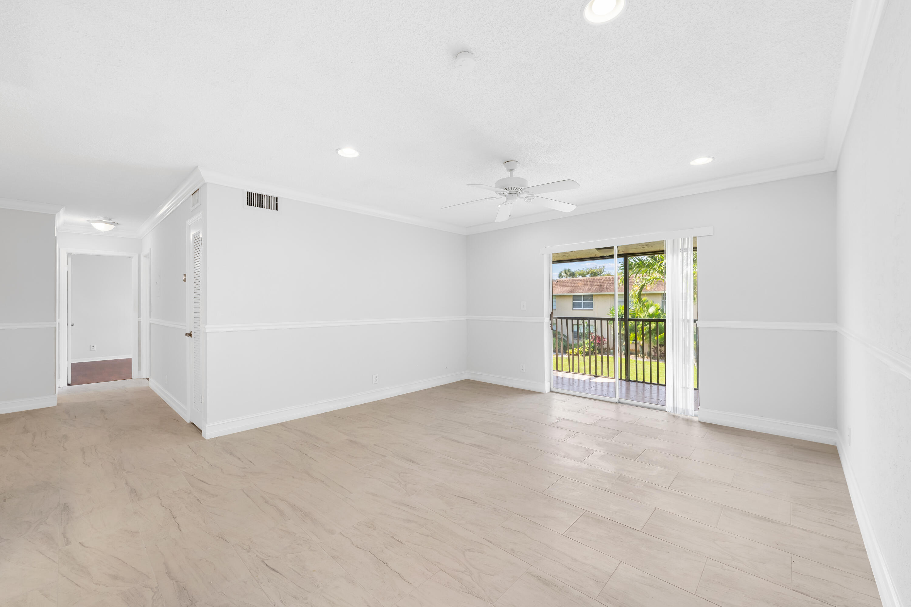1231 Northwest 13th Street, Unit 470F Boca Raton, FL 33486 - Photo 18 of 31 DSC_6540 (1)