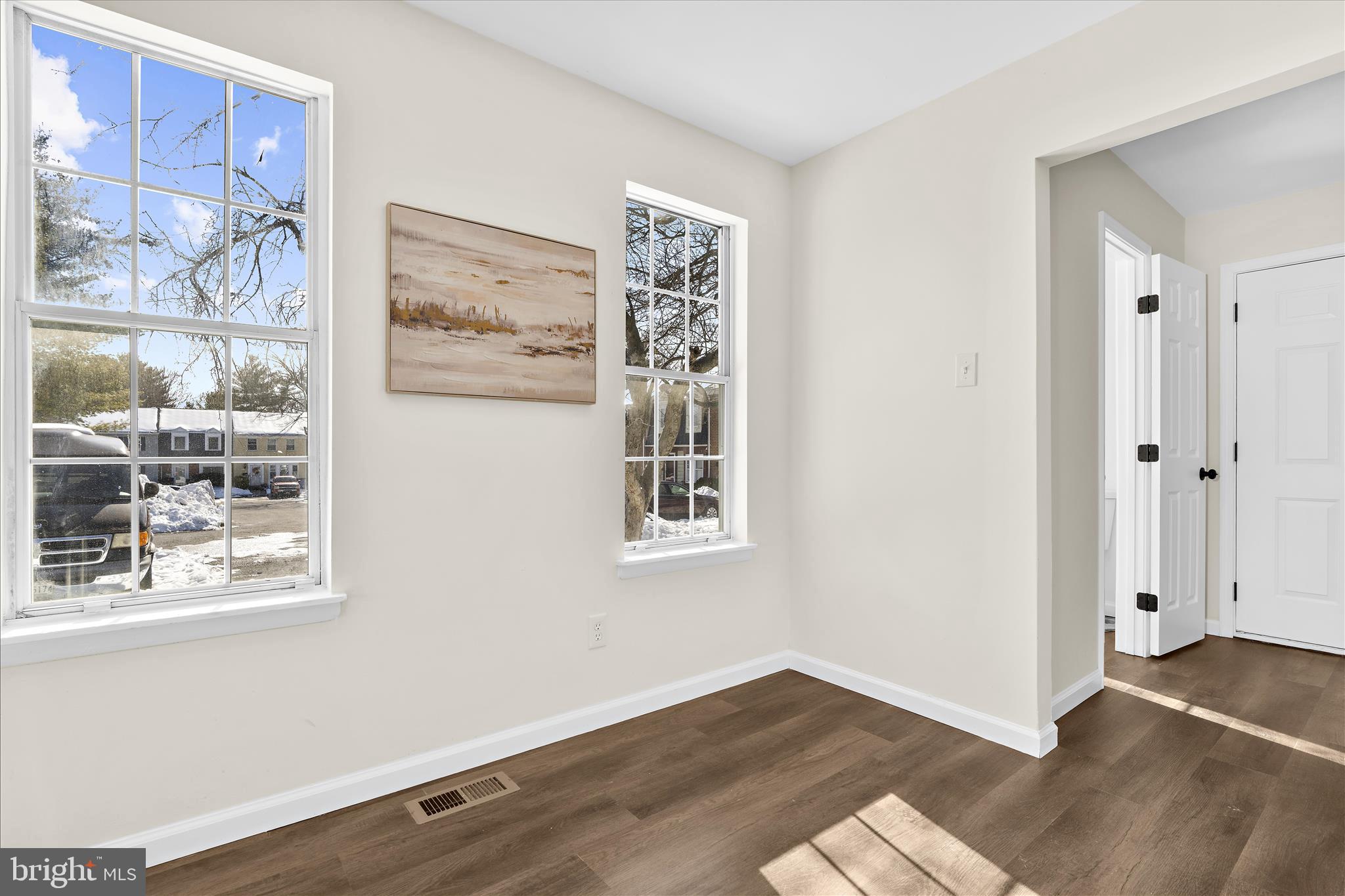 196 Key Parkway Frederick, MD 21702 - Photo 5 of 37