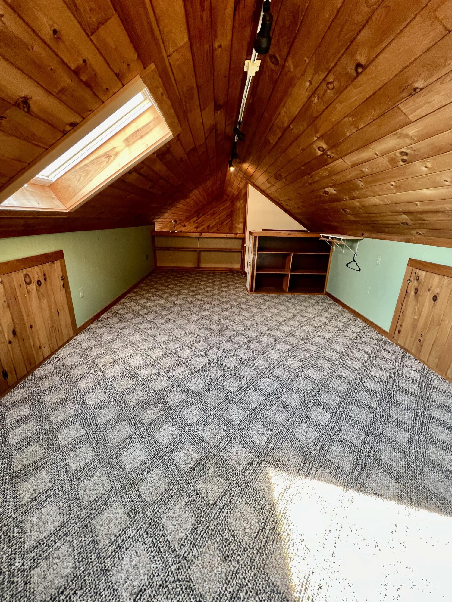 1230 Macomber Mill Road Eastbrook, ME 04634 - Photo 33 of 56 Loft room