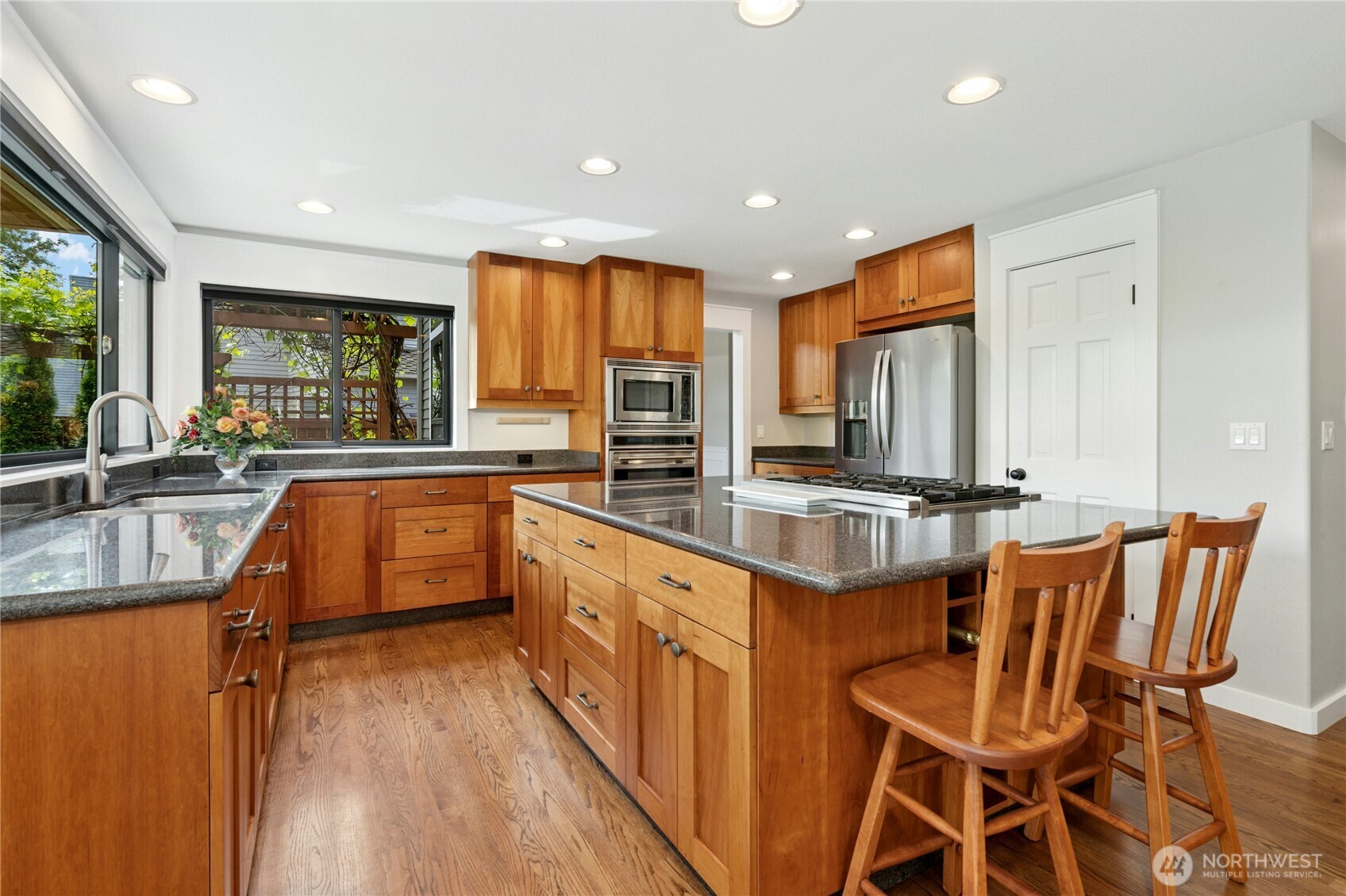 15102 93rd Place Northeast Bothell, WA 98011 - Photo 14 of 40