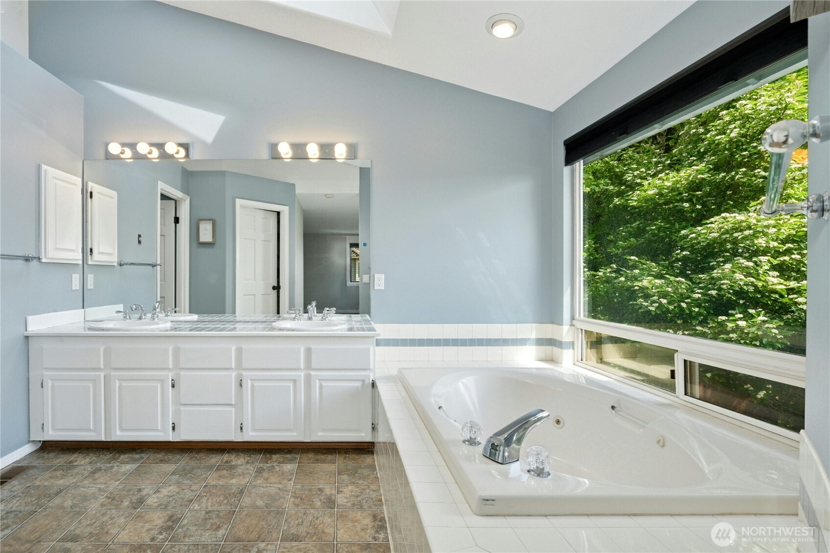 15102 93rd Place Northeast Bothell, WA 98011 - Photo 29 of 40