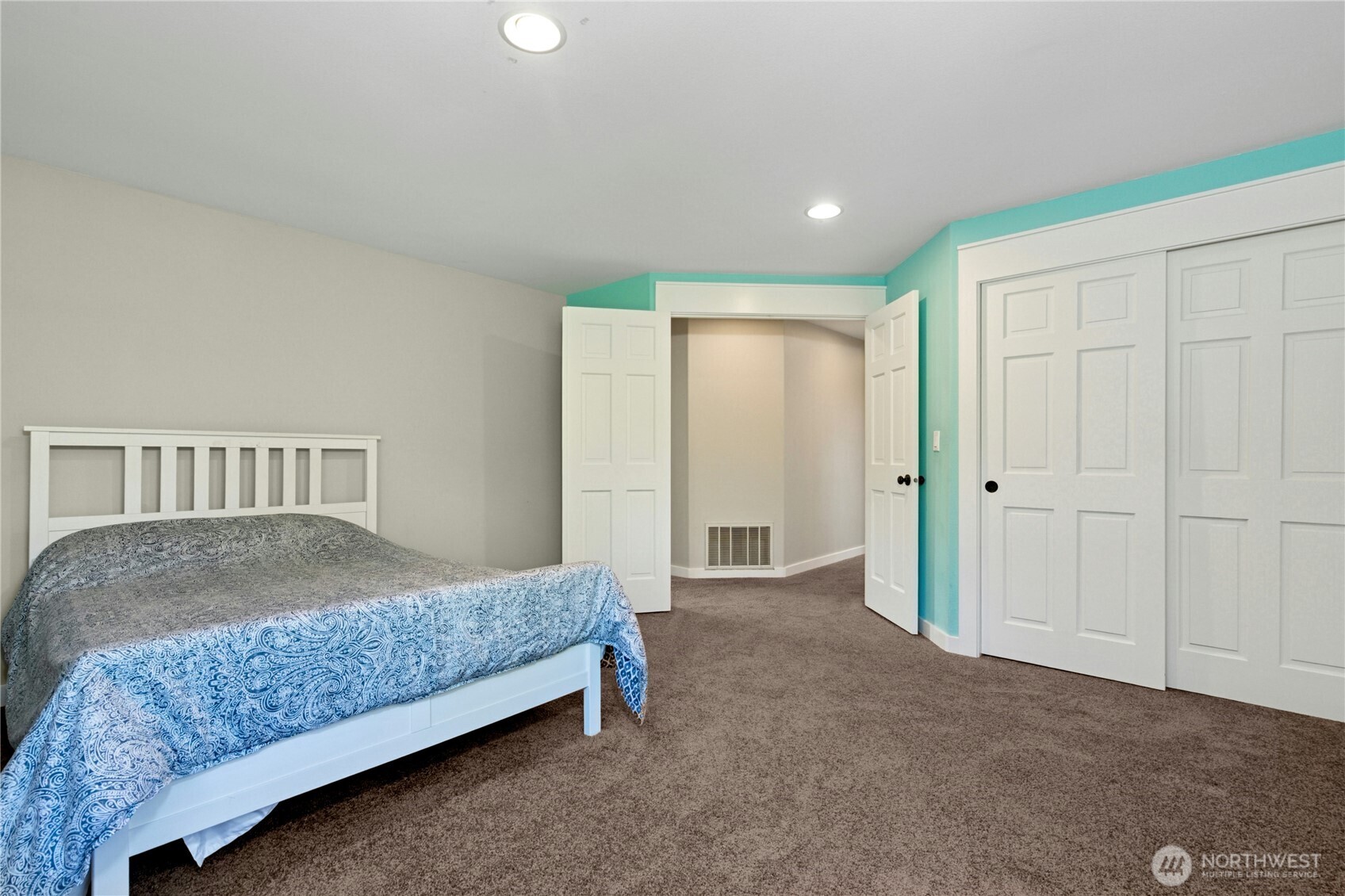 15102 93rd Place Northeast Bothell, WA 98011 - Photo 33 of 40