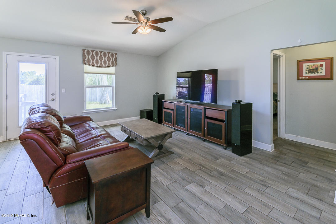 6179 Daylilly Road Macclenny, FL 32063 - Photo 5 of 22 005