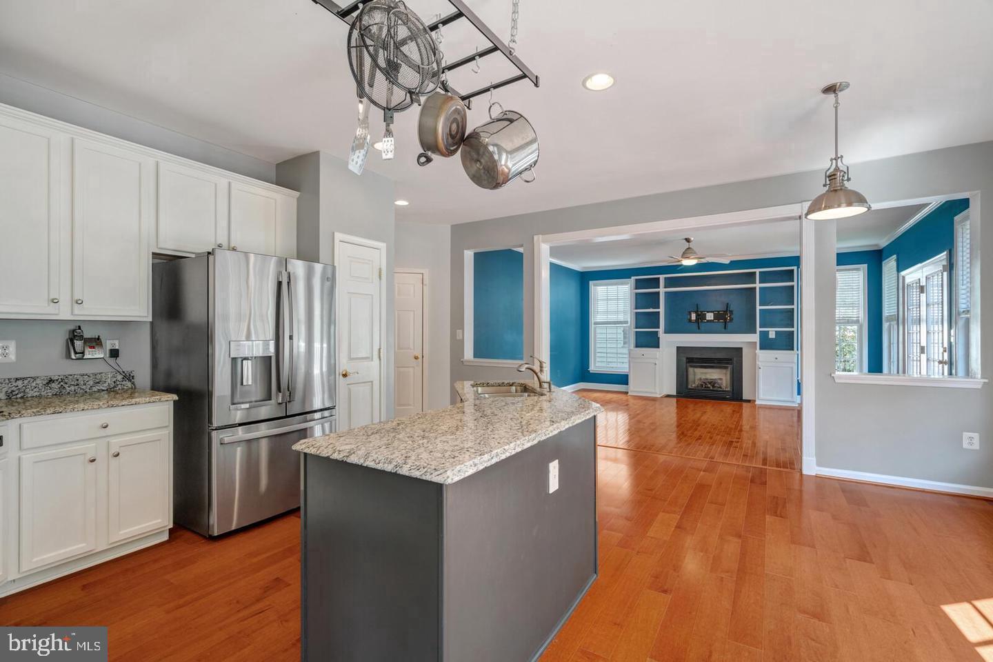 14036 Albert Way Gainesville, VA 20155 - Photo 12 of 35 Kitchen looking into Family Room