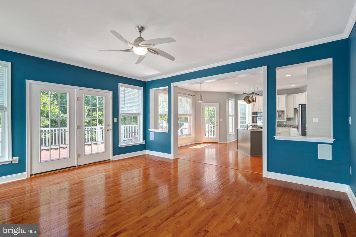 14036 Albert Way Gainesville, VA 20155 - Photo 13 of 35 Family rm adjoins kitchen. Open concept floor plan