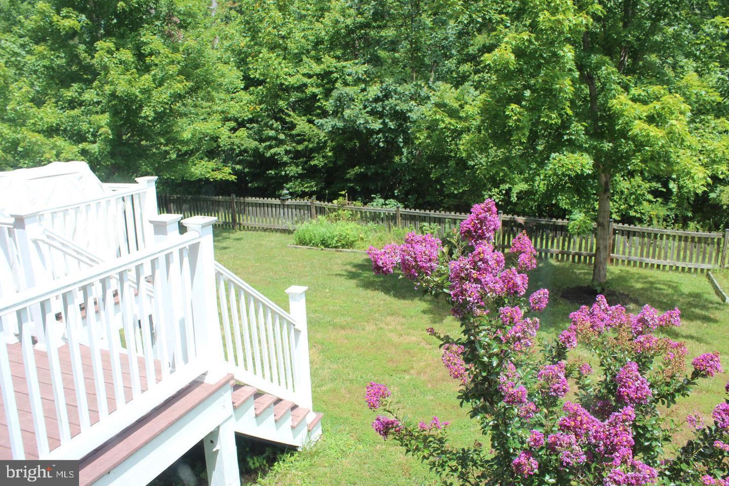 14036 Albert Way Gainesville, VA 20155 - Photo 34 of 35 Deck stair set entering the back yard
