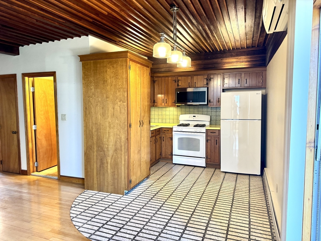 5 Ingalls Terrace, Unit 1 Swampscott, MA 01907 - Photo 2 of 15