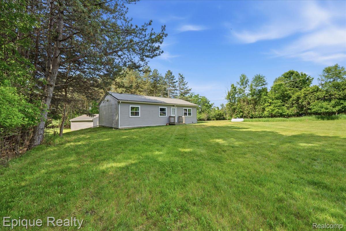 12272 East Mt Morris Road Davison, MI 48423 - Photo 3 of 39 03-20-DSC04134.jpg
