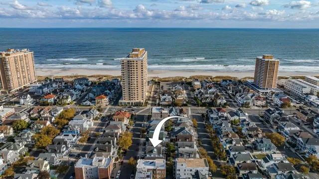 $1,800 | 16 South Oakland Avenue, Unit 2, Ventnor City, NJ 08406