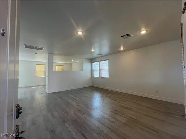 $2,450 | 6732 Sea Swallow Street, North Las Vegas, NV 89084