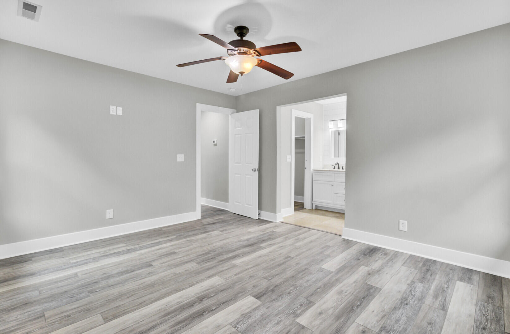 1012 Red Pines Road Ladson, SC 29456 - Photo 34 of 55 38 (2)