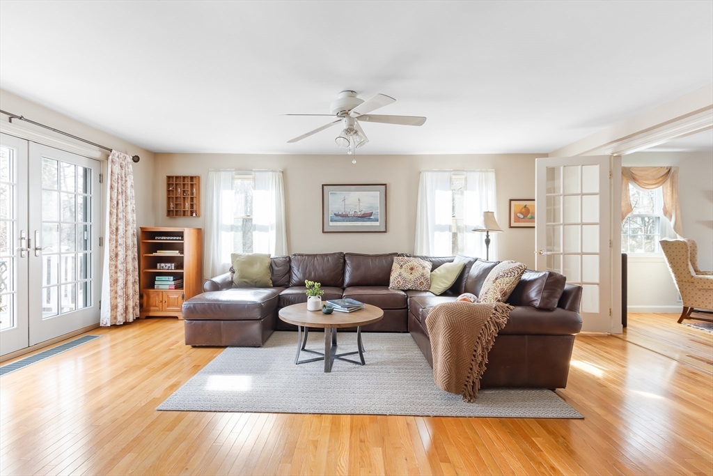 24 Barnesdale Road Natick, MA 01760 - Photo 2 of 38 Gallery Image 2