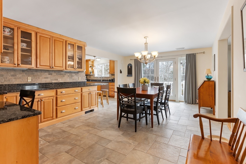 24 Barnesdale Road Natick, MA 01760 - Photo 8 of 38 Gallery Image 8