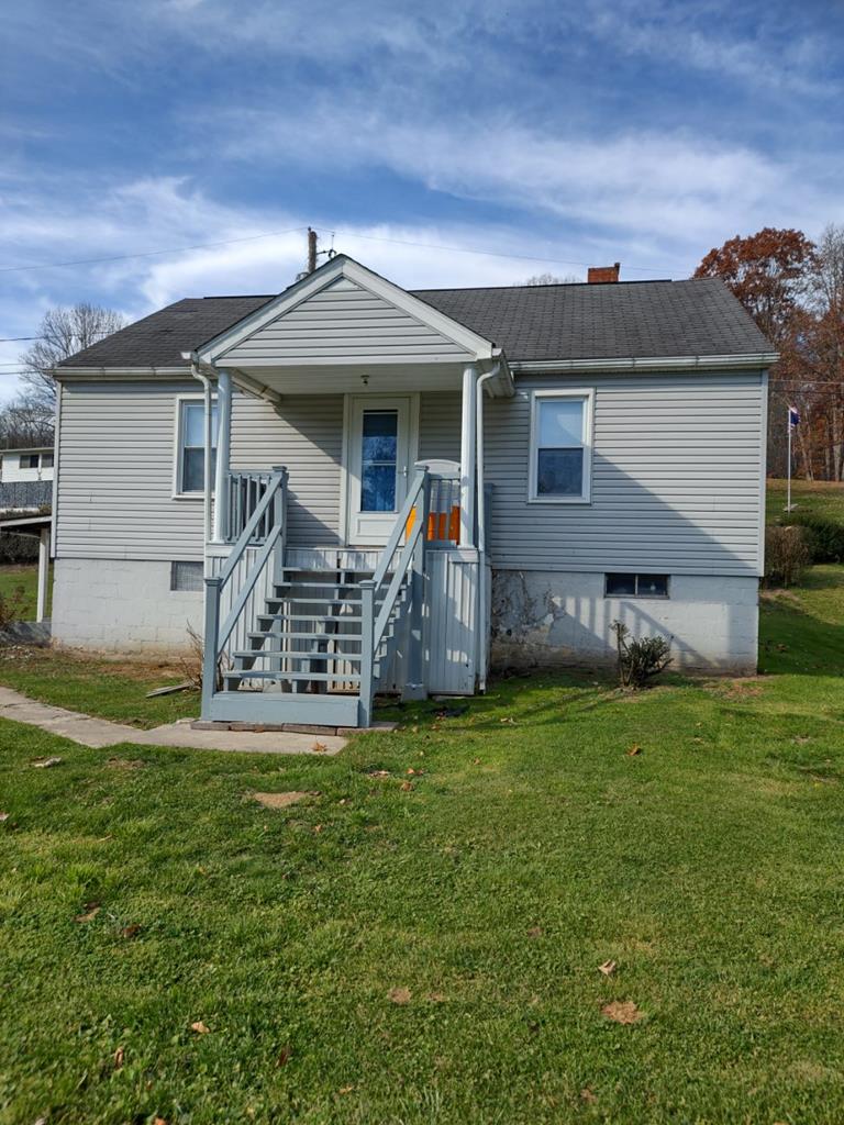 475 Duck Pond Road Bluefield, WV 24701 - Photo 1 of 1 Gallery Image 1