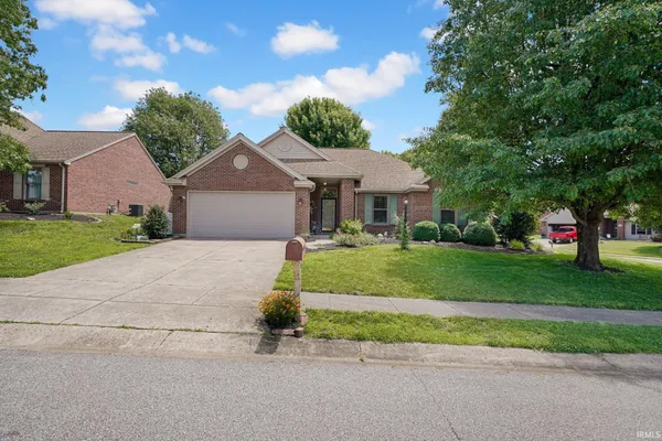 $270,000 | 631 Sunflower Circle, Evansville, IN 47712