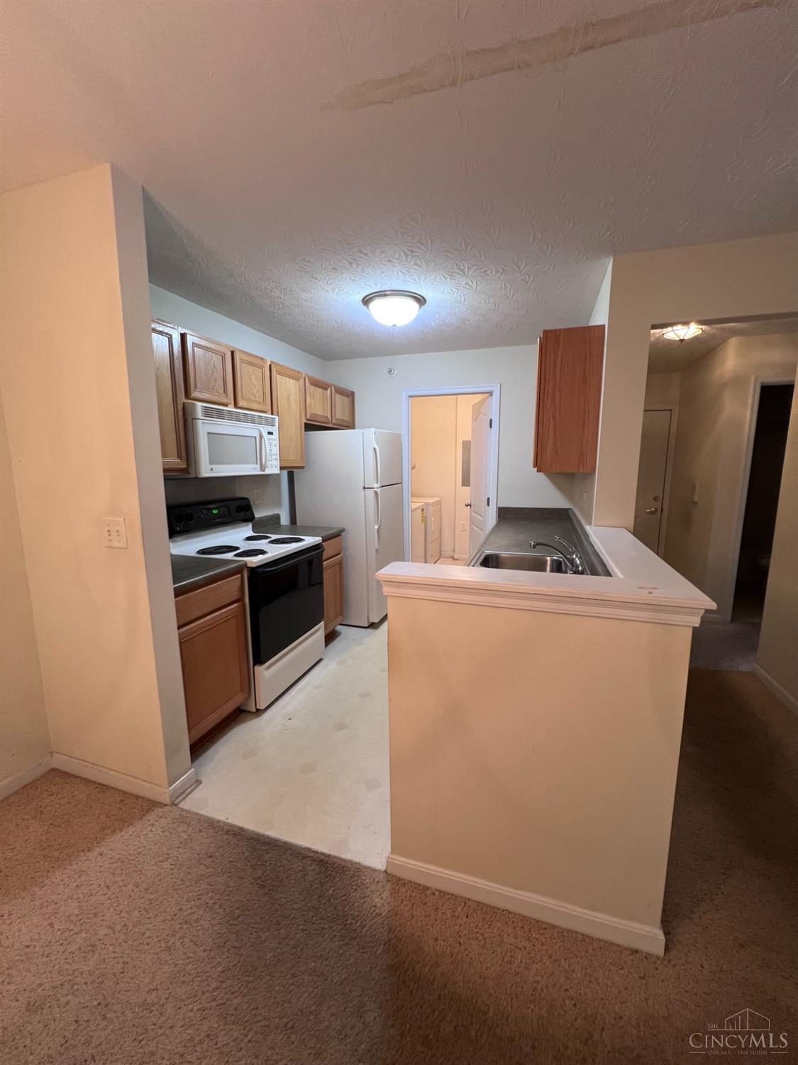 3414 North Bend Road, Unit 4 Cincinnati, OH 45247 - Photo 9 of 21 Gallery Image 9