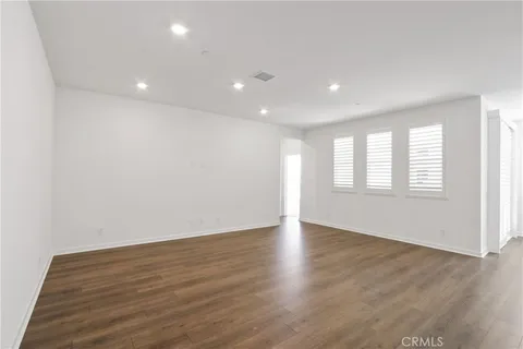 $598,000 | 960 North Tangent Privado, Unit 305, Ontario, CA 91764