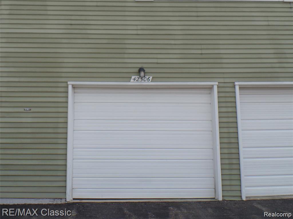 42506 Saratoga Road Canton, MI 48187 - Photo 29 of 32