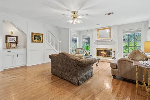 $410,000 | 12415 Ella Lee Lane, Houston, TX 77077
