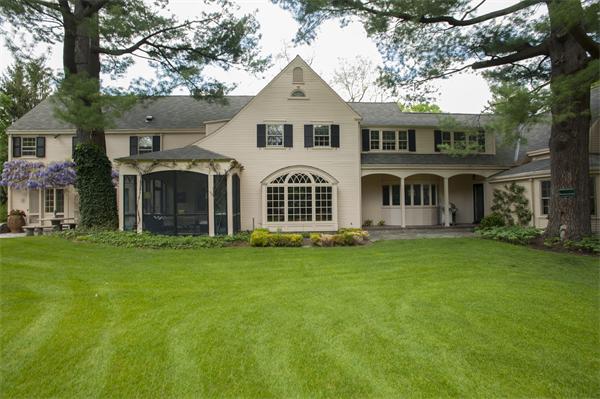 161 Main Street Hingham, MA 02043 - Photo 28 of 30 a front view of a house with a garden