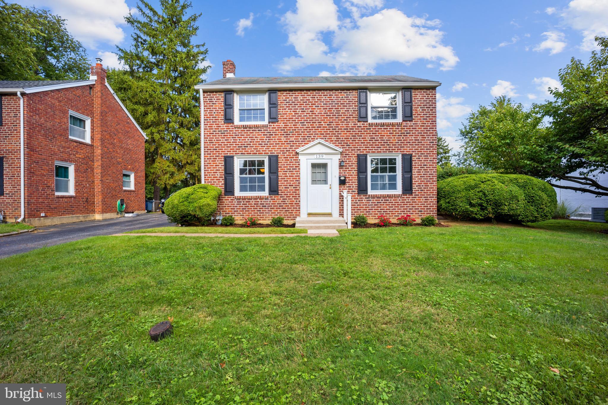 139 Barbara Drive Springfield, PA 19064 - Photo 2 of 35 Gallery Image 2