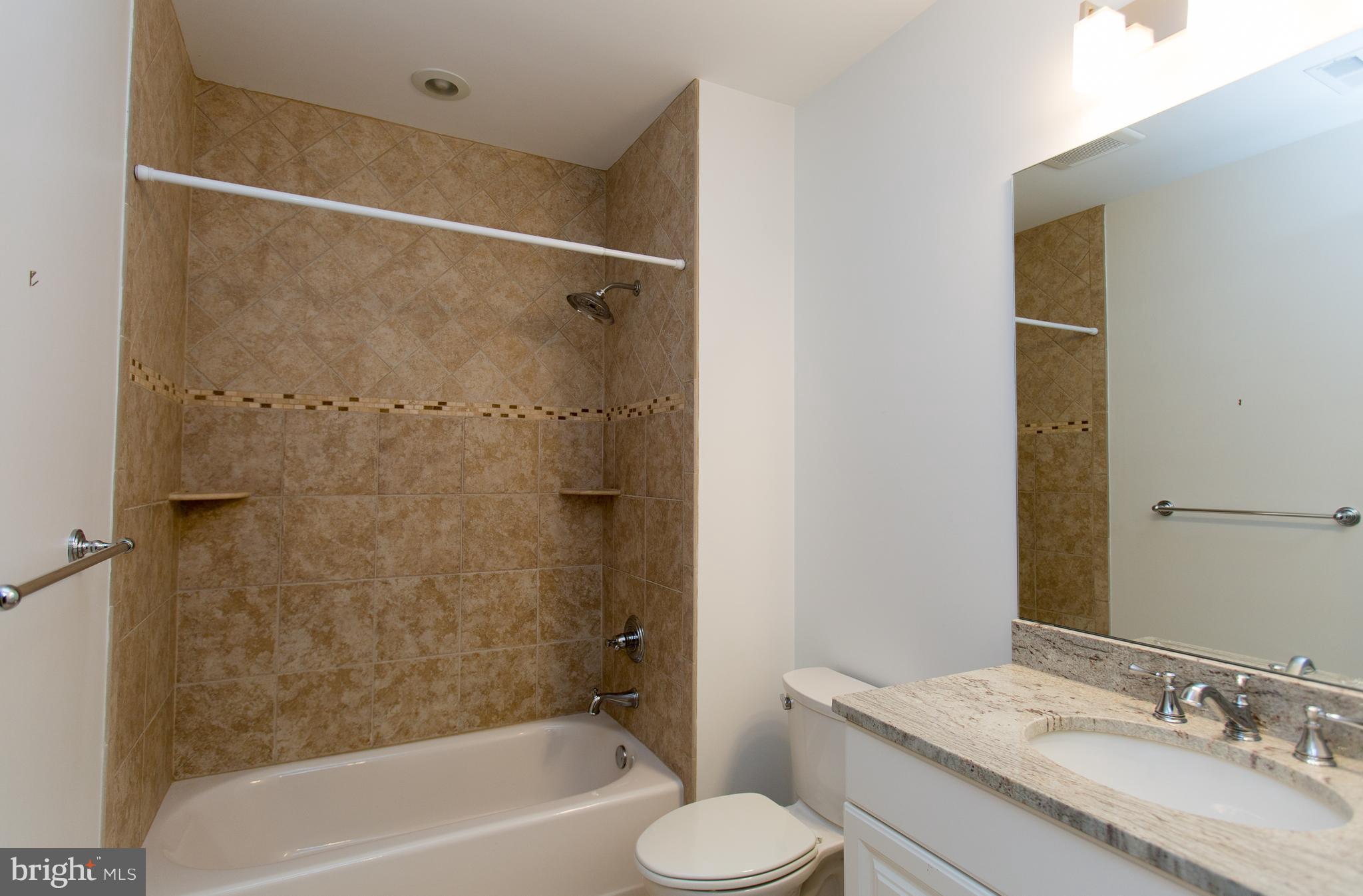4314 Chestnut Street Bethesda, MD 20814 - Photo 12 of 28 Bath