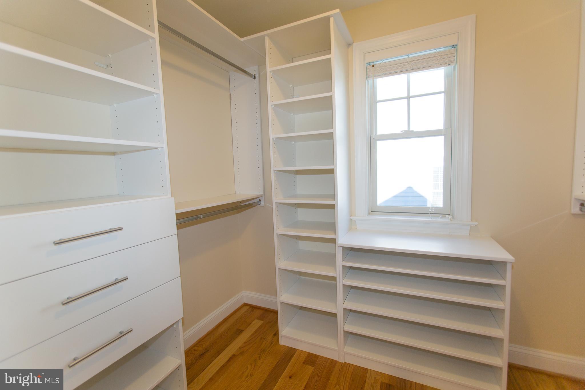 4314 Chestnut Street Bethesda, MD 20814 - Photo 25 of 28 Walk in California closets