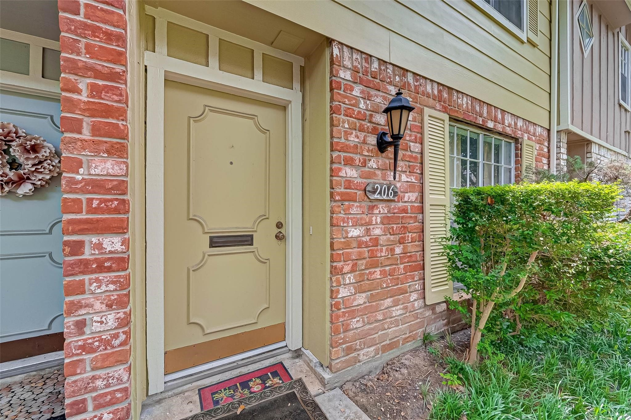 8101 Amelia Road, Unit 206 Houston, TX 77055 - Photo 3 of 32 a view of front door of house