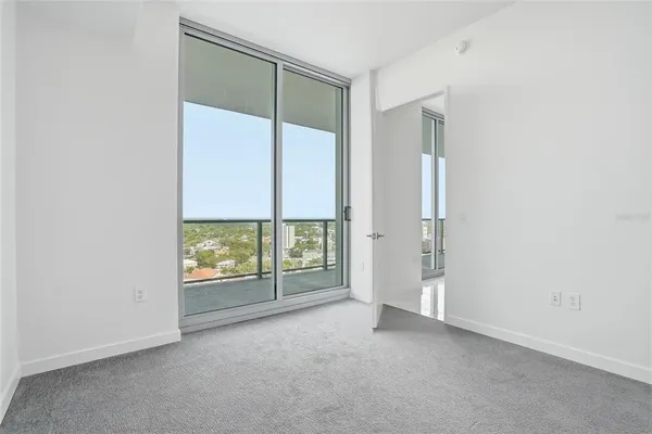 $6,800 | 400 Central Avenue, Unit 2008, St. Petersburg, FL 33701